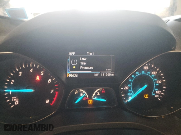 2016 Ford Escape SE z VIN 1FMCU9GX7GUA06269, wystawiony jako Copart lot #51110775 z przebiegiem 131 959 mil mil oraz Czysty tytuł • Clean title. Historia ofert i sprzedaży dostępna na DreamBid. Obrazek 9.