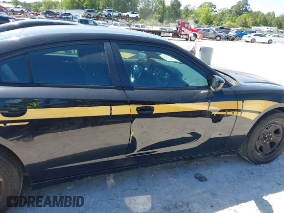 2014 Dodge Charger Police with VIN 2C3CDXAT3EH186045, listed as a IAAI auction lot 42136164 with 151,761 mi miles and . Bid and sale history available at carsss.com. Image 13.