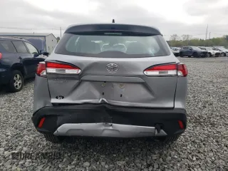 2024 Toyota Corolla Cross L z VIN 7MUAAAAG7RV091416, wystawiony jako Copart lot #55642145 z przebiegiem 8 722 mil mil oraz Szkoda całkowita • Salvage title. Historia ofert i sprzedaży dostępna na DreamBid. Obrazek 6.