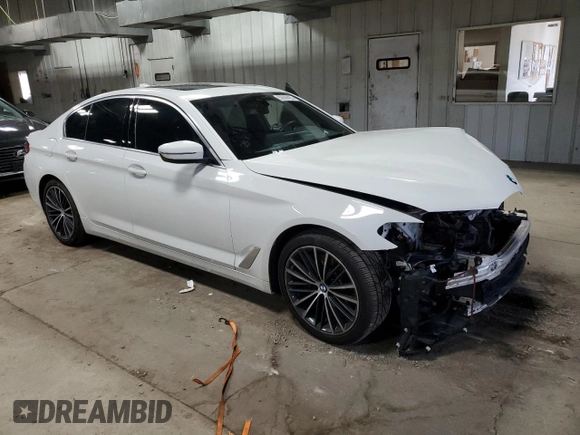 2022 BMW 5 Series 530i xDrive with VIN WBA13BJ04NWX53277, listed as a Copart auction lot 52606425 with 54,944 mi miles and Salvage Title. Bid and sale history available at DreamBid. Image 4.