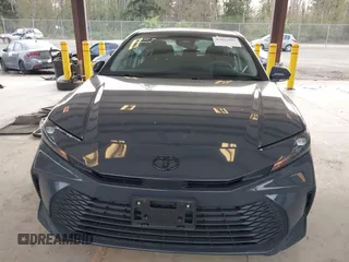 2025 Toyota Camry LE с VIN 4T1DBADK3SU514686, выставлен на аукционе IAAI как лот 42010297 с пробегом 6 232 миль миль и . История ставок и продаж доступна на DreamBid. Изображение 12.