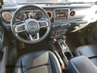 2020 Jeep Gladiator Mojave z VIN 1C6JJTEG1LL209606, wystawiony jako Copart lot #88265265 z przebiegiem 57 098 mil mil oraz Szkoda całkowita • Salvage title. Historia ofert i sprzedaży dostępna na DreamBid. Obrazek 8.