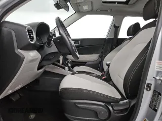 2023 Hyundai Venue SEL with VIN KMHRC8A30PU220887, listed as a Copart auction lot 62920485 with 54,009 mi miles and Non repairable. Bid and sale history available at DreamBid. Image 7.