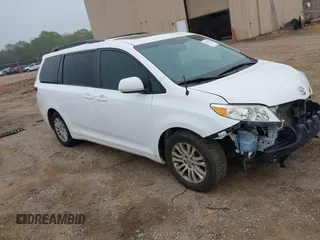 2013 Toyota Sienna XLE AAS с VIN 5TDYK3DC3DS384510, выставлен на аукционе IAAI как лот 41945259 с пробегом 103 546 миль миль и . История ставок и продаж доступна на DreamBid. Изображение 1.