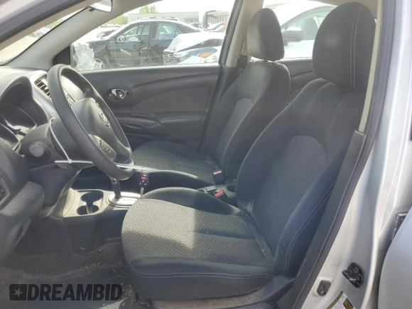 2015 Nissan Versa SV z VIN 3N1CN7AP1FL862953, wystawiony jako Copart lot #54019205 z przebiegiem 87 284 mil mil oraz Szkoda całkowita • Salvage title. Historia ofert i sprzedaży dostępna na DreamBid. Obrazek 7.