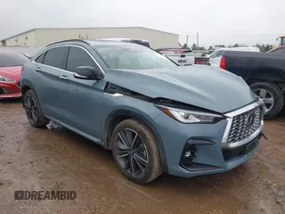 2023 Infiniti QX55 Luxe z VIN 3PCAJ5JRXPF109797, wystawiony jako IAAI lot #41455665 z przebiegiem 31 561 mil mil oraz . Historia ofert i sprzedaży dostępna na DreamBid. Obrazek 1.