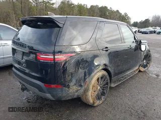 2017 Land Rover Discovery First Edition with VIN SALRTBBV2HA022146, listed as a IAAI auction lot 41584266 with 83,152 mi miles. Bid and sale history available at carsss.com. Image 4.