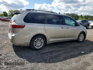 2015 Toyota Sienna XLE with VIN 5TDYK3DC7FS557268, listed as a Copart auction lot 55536475 with 80,791 mi miles and Clean title. Bid and sale history available at DreamBid. Image 3.