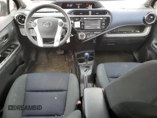 2016 Toyota Prius One z VIN JTDKDTB31G1138303, wystawiony jako Copart lot #50035615 z przebiegiem 94 494 mil mil oraz Szkoda całkowita • Salvage title. Historia ofert i sprzedaży dostępna na DreamBid. Obrazek 8.