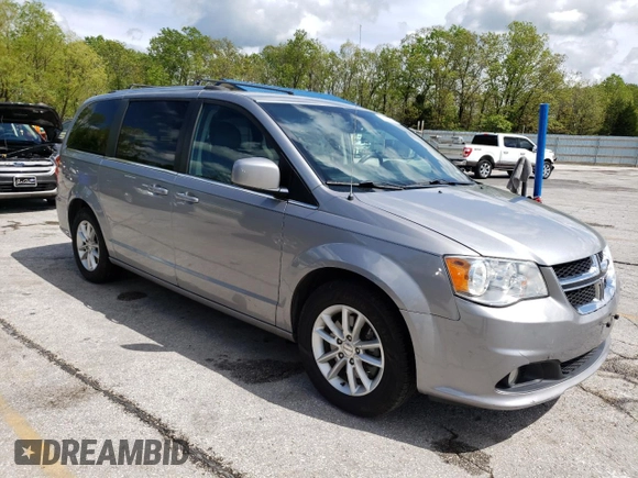 2018 Dodge Grand Caravan SXT z VIN 2C4RDGCG8JR249568, wystawiony jako Copart lot #55270675 z przebiegiem 146 666 mil mil oraz Szkoda całkowita • Salvage title. Historia ofert i sprzedaży dostępna na DreamBid. Obrazek 4.