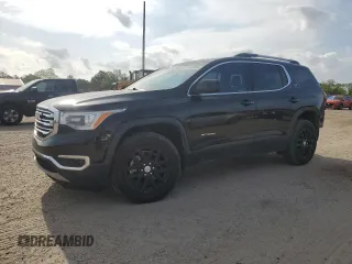 2018 GMC Acadia SLT z VIN 1GKKNMLA5JZ136471, wystawiony jako Copart lot #53648995 z przebiegiem 118 766 mil mil oraz Szkoda całkowita • Salvage title. Historia ofert i sprzedaży dostępna na DreamBid. Obrazek 1.