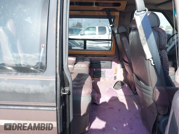 1993 Ford Econoline Cargo with VIN 1FDEE14H5PHB66583, listed as a IAAI auction lot 41905129 with 95,913 mi miles and . Bid and sale history available at DreamBid. Image 8.