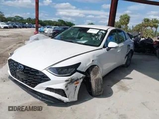 2023 Hyundai Sonata SEL z VIN KMHL64JA0PA280223, wystawiony jako IAAI lot #41996995 z przebiegiem 10 620 mil mil oraz . Historia ofert i sprzedaży dostępna na DreamBid. Obrazek 2.