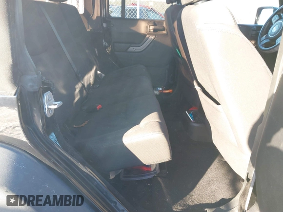 2016 Jeep Wrangler Unlimited Sport с VIN 1C4BJWDG7GL309344, выставлен на аукционе IAAI как лот 41107724 с пробегом 98 479 миль миль и . История ставок и продаж доступна на DreamBid. Изображение 8.