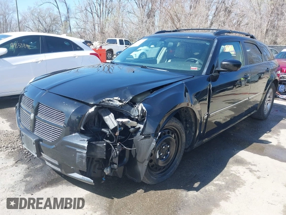 2005 Dodge Magnum RT with VIN 2D4GV58205H610425, listed as a IAAI auction lot 41840499 with 202,786 mi miles. Bid and sale history available at carsss.com. Image 18.