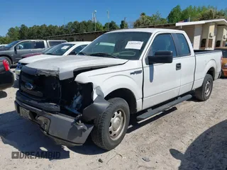 2013 Ford F-150 XL z VIN 1FTEX1CM9DFC46232, wystawiony jako IAAI lot #42032421 z przebiegiem 277 066 mil mil oraz . Historia ofert i sprzedaży dostępna na DreamBid. Obrazek 16.