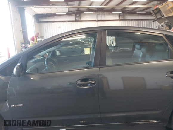 2006 Toyota Prius with VIN JTDKB20U163199617, listed as a IAAI auction lot 42113782 with 179,090 mi miles and . Bid and sale history available at carsss.com. Image 14.