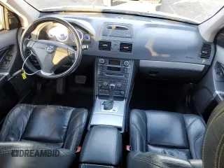 2013 Volvo XC90 R-Design with VIN YV4952CF7D1636660, listed as a Copart auction lot 76814054 with 142,928 mi miles and Clean Title. Bid and sale history available at DreamBid. Image 8.