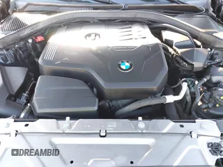 2021 BMW 3 Series 330i z VIN 3MW5R1J08M8B94401, wystawiony jako IAAI lot #41760747 z przebiegiem Nie podano mil oraz . Historia ofert i sprzedaży dostępna na DreamBid. Obrazek 10.