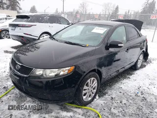 2010 Kia Forte EX z VIN KNAFU4A26A5181676, wystawiony jako IAAI lot #41579553 z przebiegiem 76 317 mil mil oraz . Historia ofert i sprzedaży dostępna na DreamBid. Obrazek 17.