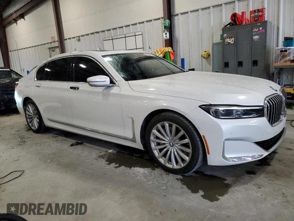 2020 BMW 7 Series 740i with VIN WBA7T2C09LCE11641, listed as a Copart auction lot 45896315 with 39,696 mi miles and Salvage Title. Bid and sale history available at carsss.com. Image 4.