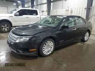 2012 Ford Fusion Hybrid с VIN 3FADP0L33CR231536, выставлен на аукционе Copart как лот 55330545 с пробегом 165 481 миль миль и Списание • Salvage title. История ставок и продаж доступна на DreamBid. Изображение 1.