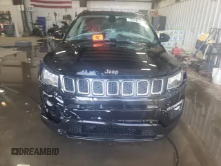2018 Jeep Compass Latitude with VIN 3C4NJCBB1JT502541, listed as a Copart auction lot 53337655 with 125,058 mi miles and Clean title. Bid and sale history available at DreamBid. Image 5.
