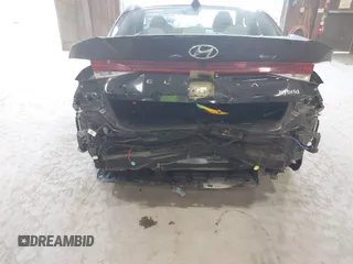 2023 Hyundai Elantra Limited z VIN KMHLN4AJ9PU052528, wystawiony jako IAAI lot #42412356 z przebiegiem 19 254 mil mil oraz . Historia ofert i sprzedaży dostępna na DreamBid. Obrazek 6.