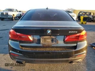 2018 BMW 5 Series 530e z VIN WBAJA9C58JB249470, wystawiony jako Copart lot #46319335 z przebiegiem 28 000 mil mil oraz Szkoda całkowita • Salvage title. Historia ofert i sprzedaży dostępna na DreamBid. Obrazek 6.