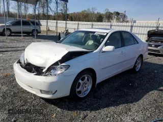 2005 Toyota Camry LE with VIN 4T1BF30K35U088189, listed as a Copart auction lot 50598495 with 208,145 mi miles and Salvage Title. Bid and sale history available at DreamBid. Image 1.