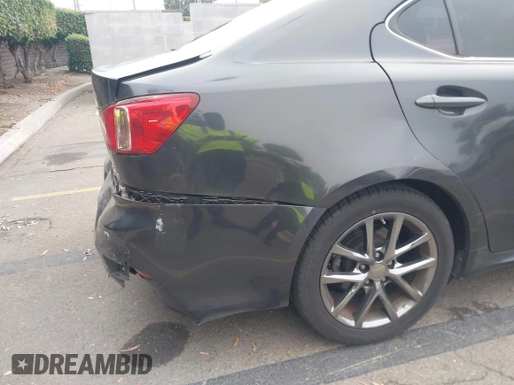 2011 Lexus IS 250 with VIN JTHBF5C20B5132424, listed as a IAAI auction lot 42497980 with 158,493 mi miles and . Bid and sale history available at DreamBid. Image 18.