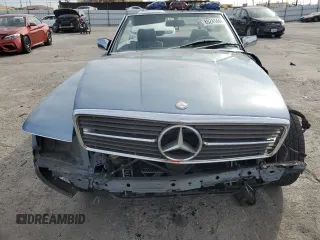 1988 Mercedes-Benz 560 SL with VIN WDBBA48D8JA090190, listed as a Copart auction lot 85241444 with 197,013 mi miles and Salvage Title. Bid and sale history available at carsss.com. Image 5.