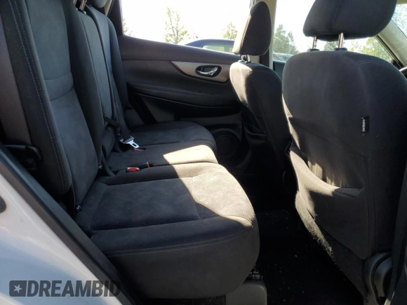 2016 Nissan Rogue SV z VIN KNMAT2MV7GP708227, wystawiony jako Copart lot #54054605 z przebiegiem 180 530 mil mil oraz Szkoda całkowita • Salvage title. Historia ofert i sprzedaży dostępna na DreamBid. Obrazek 11.