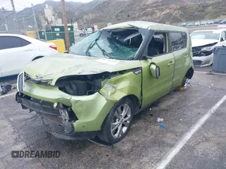 2014 Kia Soul + with VIN KNDJP3A55E7039225, listed as a IAAI auction lot 41770460 with 91,536 mi miles. Bid and sale history available at carsss.com. Image 16.