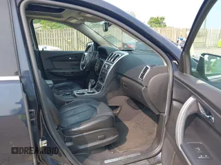 2011 GMC Acadia SLT1 z VIN 1GKKVRED5BJ179292, wystawiony jako IAAI lot #42438122 z przebiegiem 211 161 mil mil oraz . Historia ofert i sprzedaży dostępna na DreamBid. Obrazek 5.