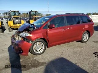 2014 Toyota Sienna XLE with VIN 5TDYK3DC2ES471543, listed as a Copart auction lot 47816485 with 131,955 mi miles and Salvage Title. Bid and sale history available at carsss.com. Image 1.