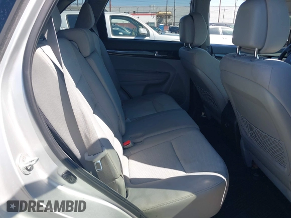 2011 Kia Sorento LX with VIN 5XYKT3A12BG031790, listed as a IAAI auction lot 42019848 with 170,413 mi miles. Bid and sale history available at carsss.com. Image 8.