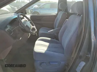 2000 Toyota Sienna LE with VIN 4T3ZF13C2YU281355, listed as a Copart auction lot 76415954 with 133,763 mi miles and Salvage Title. Bid and sale history available at carsss.com. Image 7.