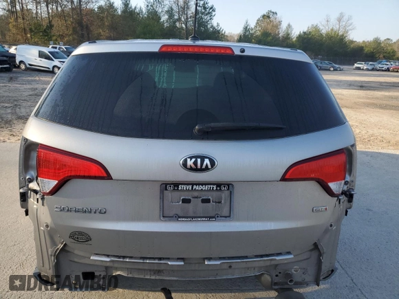 2015 Kia Sorento LX with VIN 5XYKT3A64FG589870, listed as a Copart auction lot 48972525 with 152,101 mi miles and Salvage Title. Bid and sale history available at carsss.com. Image 6.