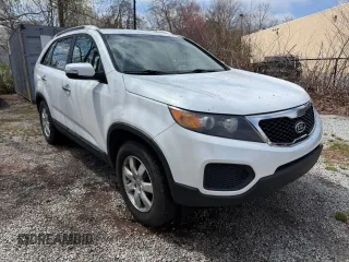 2013 Kia Sorento LX with VIN 5XYKT4A27DG420670, listed as a Copart auction lot 54378555 with 171,229 mi miles and Clean Title. Bid and sale history available at carsss.com. Image 1.