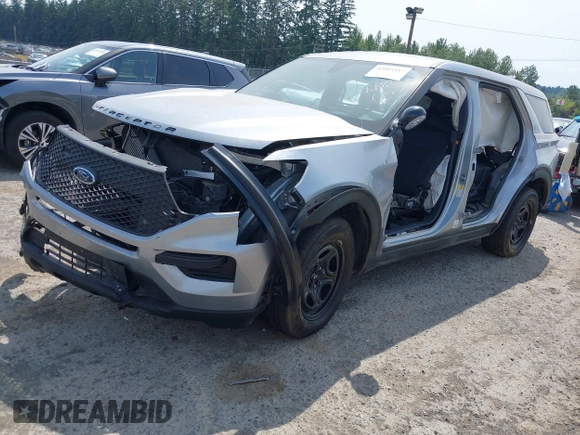 2021 Ford Police Interceptor с VIN 1FM5K8AC0MNA15870, выставлен на аукционе IAAI как лот 42517357 с пробегом Не указан миль и . История ставок и продаж доступна на DreamBid. Изображение 17.