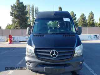 2018 Mercedes-Benz Sprinter Passenger with VIN WDZPE8CD3JP611517, listed as a IAAI auction lot 37859774 with 170,517 mi miles. Bid and sale history available at carsss.com. Image 13.