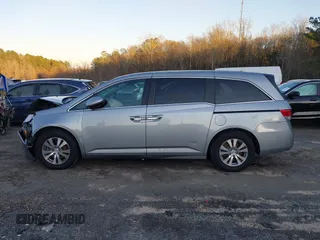 2017 Honda Odyssey SE with VIN 5FNRL5H38HB020908, listed as a IAAI auction lot 41239727 with 112,316 mi miles and . Bid and sale history available at carsss.com. Image 14.