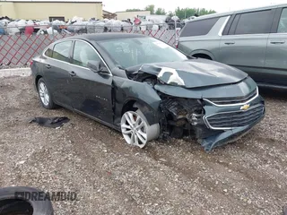 2018 Chevrolet Malibu LT z VIN 1G1ZD5ST1JF131526, wystawiony jako IAAI lot #42591968 z przebiegiem 117 494 mil mil oraz . Historia ofert i sprzedaży dostępna na DreamBid. Obrazek 1.