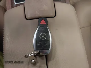 2012 Mercedes-Benz E 350 Luxury z VIN WDDHF8JB5CA563419, wystawiony jako IAAI lot #42184077 z przebiegiem 136 795 mil mil oraz . Historia ofert i sprzedaży dostępna na DreamBid. Obrazek 11.