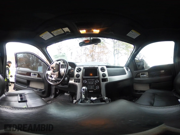 2013 Ford F-150 XL with VIN 1FTFW1ET4DFB56028, listed as a IAAI auction lot 40937403 with 303,294 mi miles. Bid and sale history available at carsss.com. Image 18.