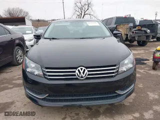 2013 Volkswagen Passat SE w/Sunroof with VIN 1VWBP7A3XDC108598, listed as a IAAI auction lot 41560321 with 94,568 mi miles. Bid and sale history available at carsss.com. Image 12.