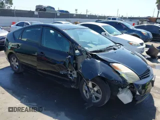2005 Toyota Prius with VIN JTDKB20U853108017, listed as a IAAI auction lot 41848827 with 218,742 mi miles. Bid and sale history available at carsss.com. Image 1.