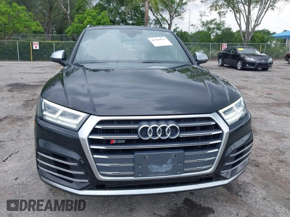 2018 Audi SQ5 Premium Plus z VIN WA1A4AFY6J2009085, wystawiony jako IAAI lot #42410933 z przebiegiem 59 773 mil mil oraz . Historia ofert i sprzedaży dostępna na DreamBid. Obrazek 13.
