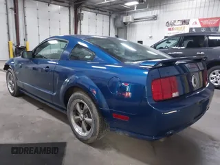 2006 Ford Mustang GT Deluxe with VIN 1ZVFT82H665185747, listed as a IAAI auction lot 42293060 with 157,093 mi miles and . Bid and sale history available at DreamBid. Image 3.